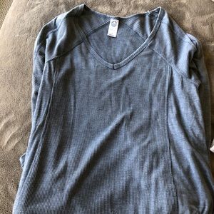 Oversized/lose fitting shirt